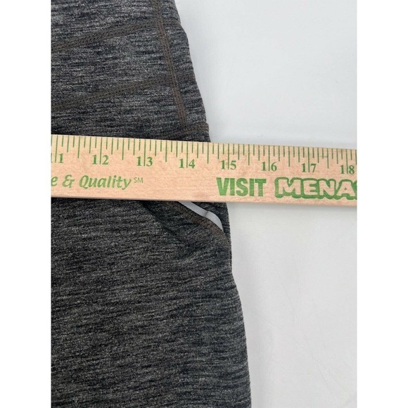 Athleta Relay Capri Reflective Tights Size Medium Heathered Gray Stretch 862109 - Picture 6 of 9